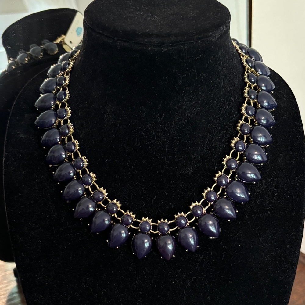 Elegant Navy Teardrop Statement Necklace - Women Jewelry